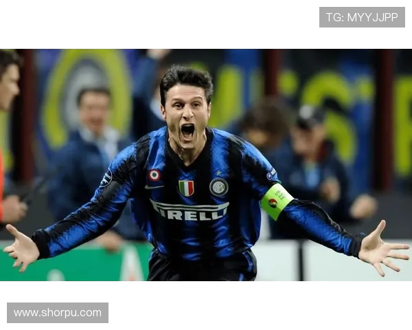 科莫球迷主场静默十五分钟抗议米兰对科莫海外比赛安排 科莫球迷主场静默十五分钟抗议米兰对科莫海外比赛安排