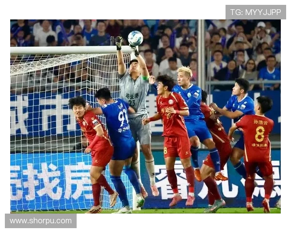 南通队黄蒋大亚梦想决赛冠军 立志将苏超奖杯带回家